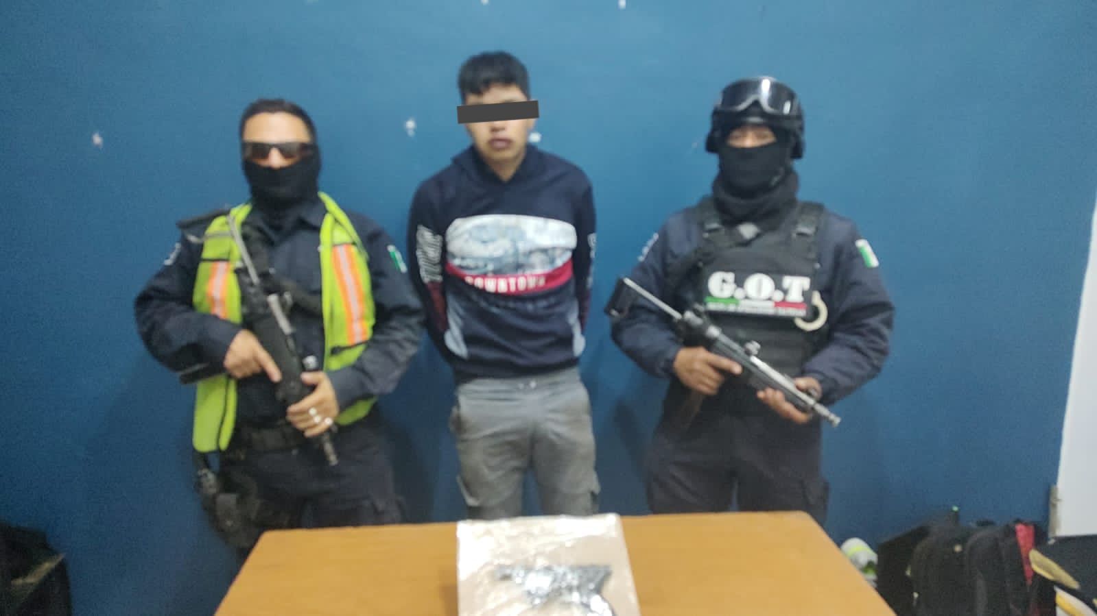 Detienen a 'El Flaco' por portación ilegal de arma de fuego